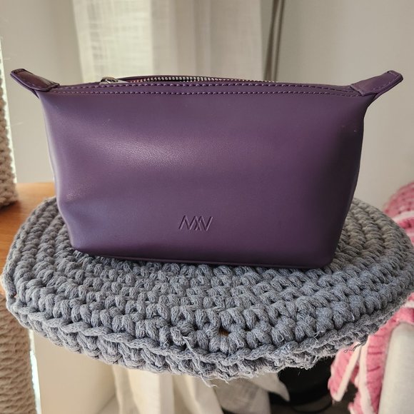 Matt & Nat Cosmetic Bag - Picture 4 of 4